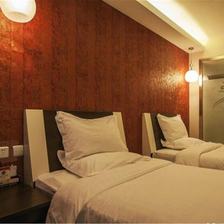 Fairyland Hotel Shanghai New International Exihibition Centre South Yanggao Road Metro Station Exterior foto
