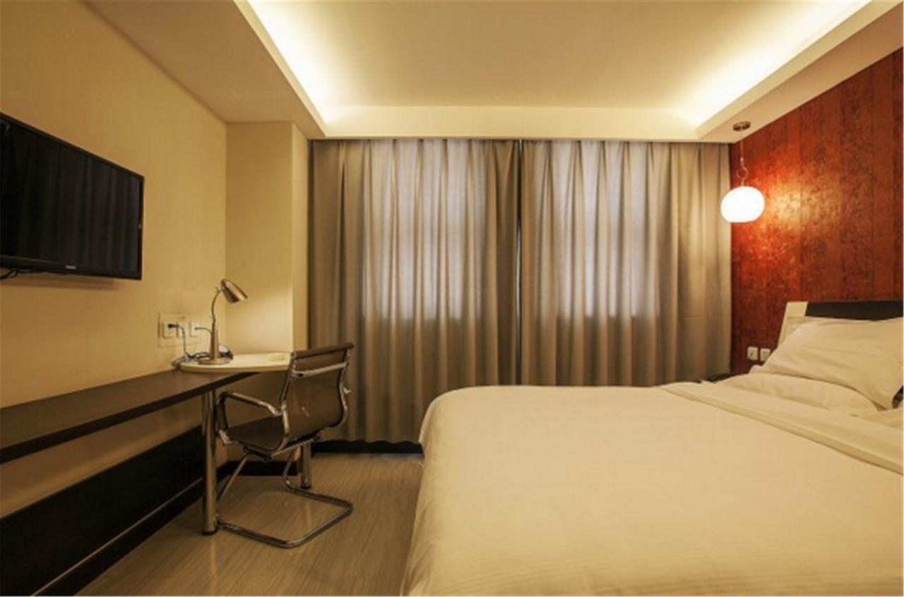 Fairyland Hotel Shanghai New International Exihibition Centre South Yanggao Road Metro Station Exterior foto