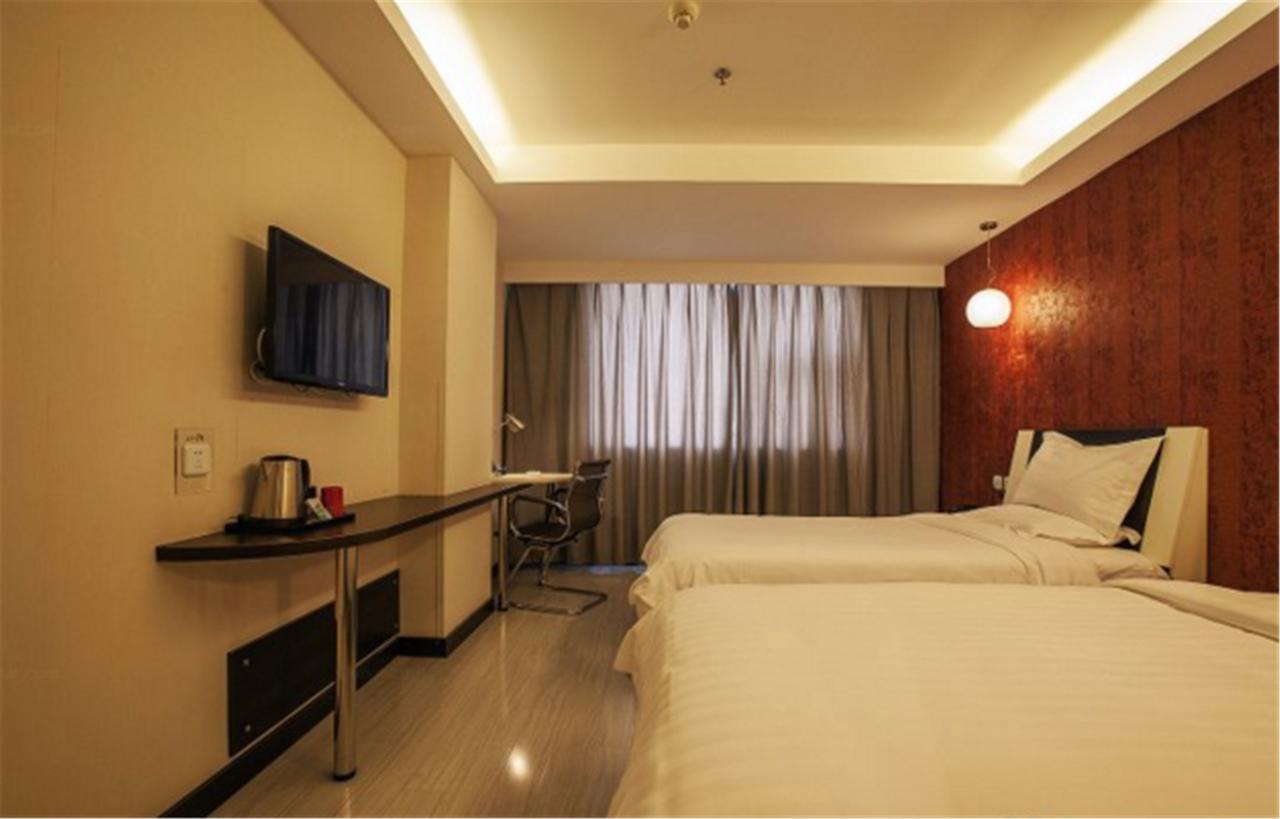 Fairyland Hotel Shanghai New International Exihibition Centre South Yanggao Road Metro Station Exterior foto